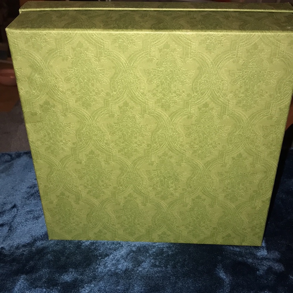 NWT Gucci Box - Picture 4 of 11